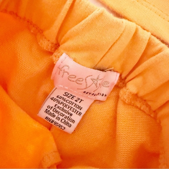 Freestyle Revolution Kids Orange White Coordinating Short Set 2T - Picture 4 of 5